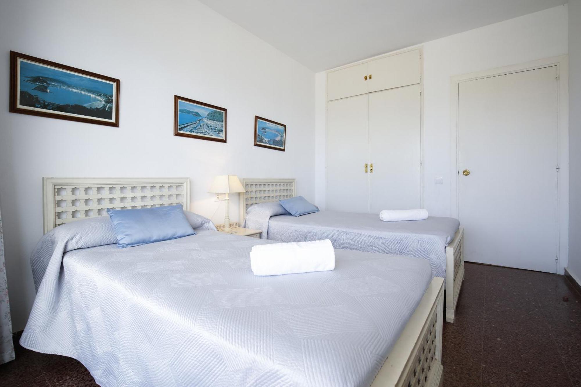 New Playazul 4 Apartment Кембрилс Екстериор снимка